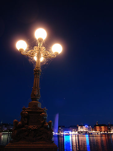 Foto Laterne und Binnenalster - Hamburg