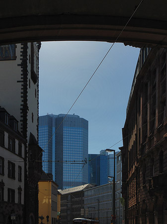 Foto Dresdner Bank von Seufzerbrücke aus - Frankfurt am Main