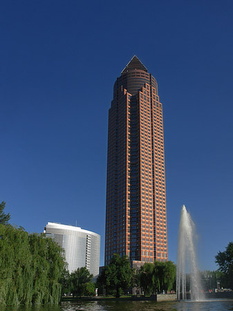 Fotos Messeturm mit Ludwig-Erhard-Anlage | Frankfurt am Main