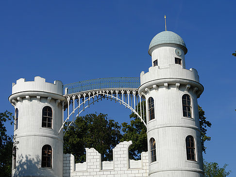 Schloss auf der Pfaueninsel Foto 