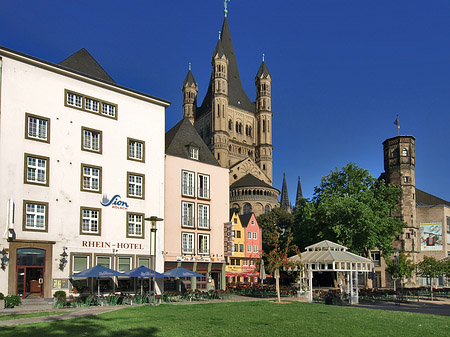 Foto Groß St Martin hinter Fischmarkt - Köln