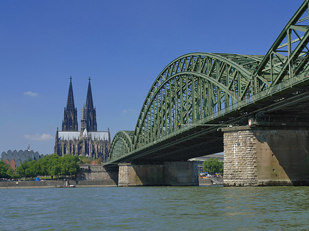 Foto Hohenzollernbrücke am Kölner Dom - Köln